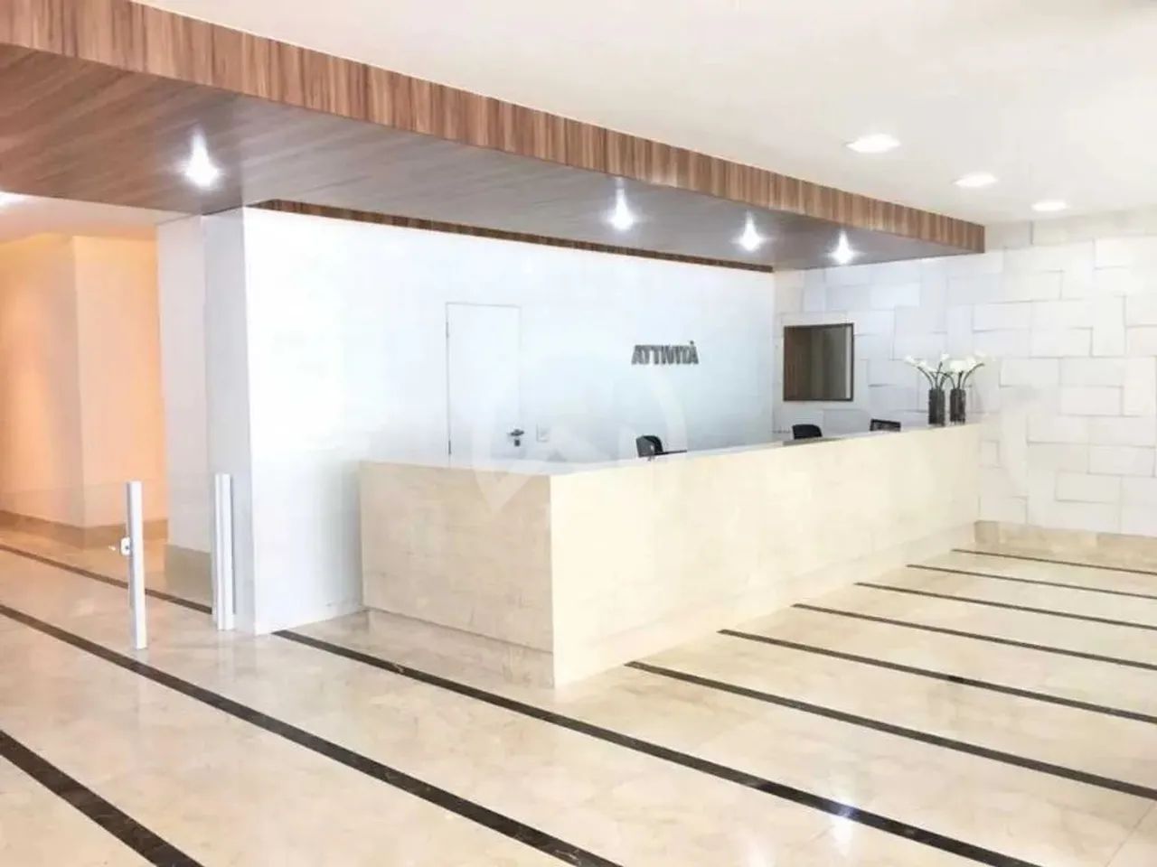 Locação de Comercial / Sala na cidade de Curitiba - Foto 4