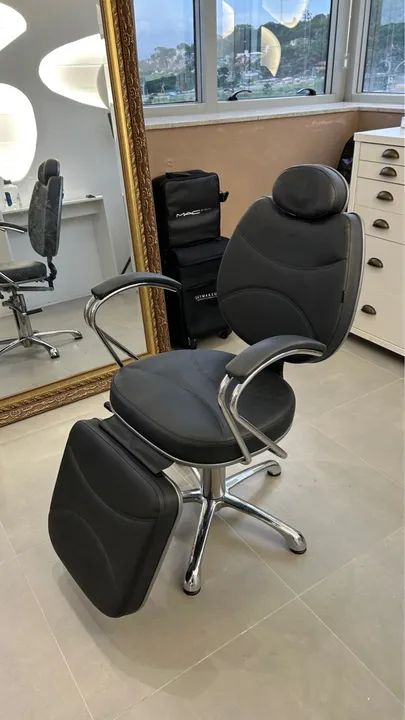 Cadeira de maquiagem  Profissional com Apoio para Pés65153836825473123