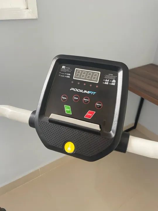 Esteira podium Fit - Foto 4