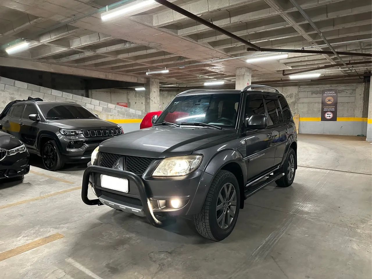 Mitsubishi Pajero TR4 2.0 4x2 2014 completa e original - Foto 3