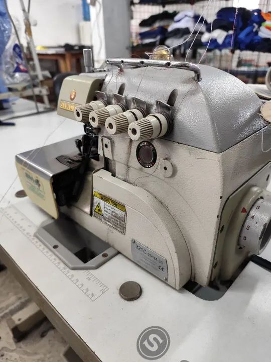 Máquina de Costura Overlock 4 fios - Foto 3