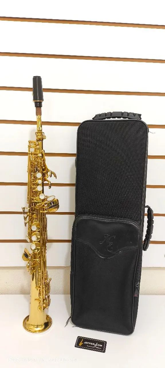 Sax soprano marca M E revisado dourado 