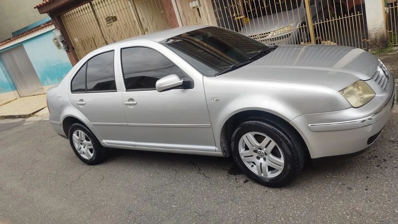 Carro Bora automático Volkswagen  - Foto 3