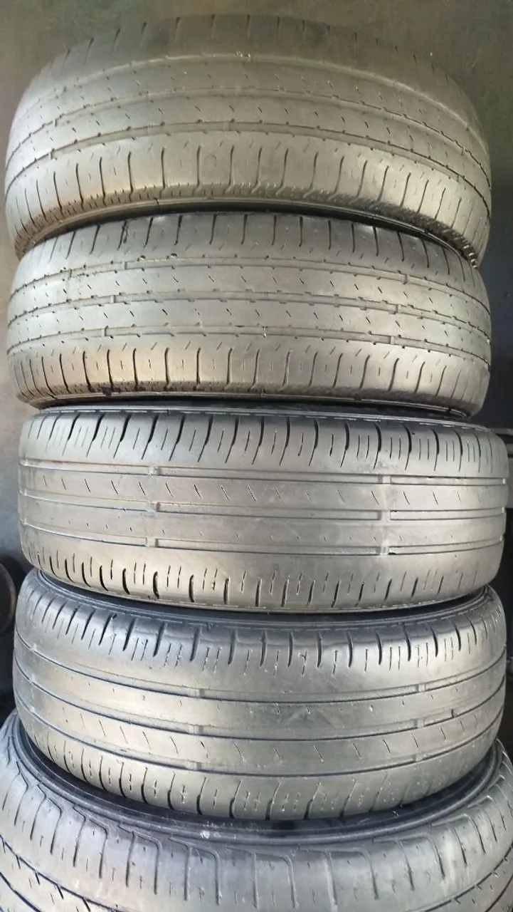 Pneus 175 65 14 Meia Vida Originais por 100,00 reais cada