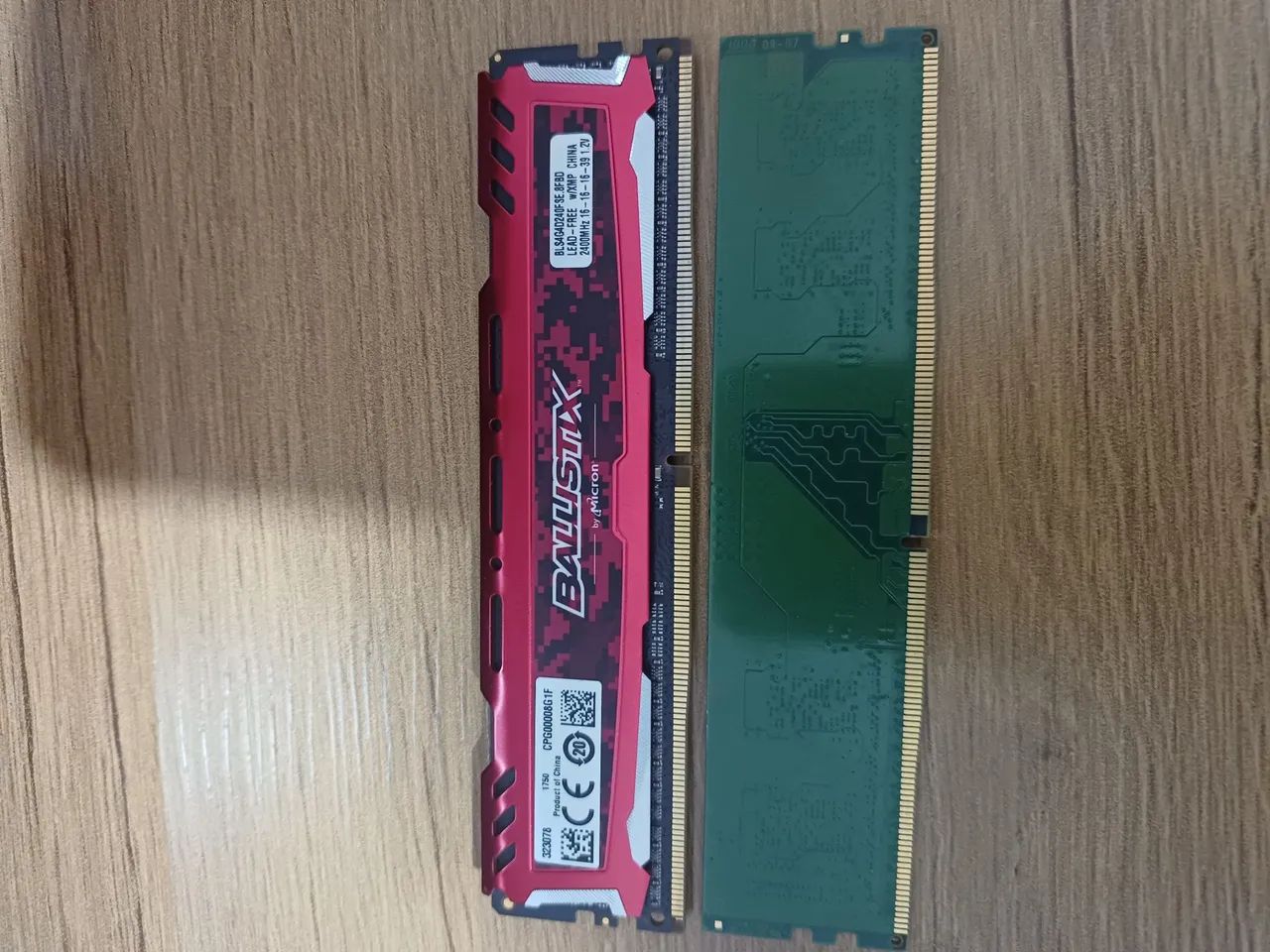 Vendo 2 pente de memória  durante 4 - Foto 2