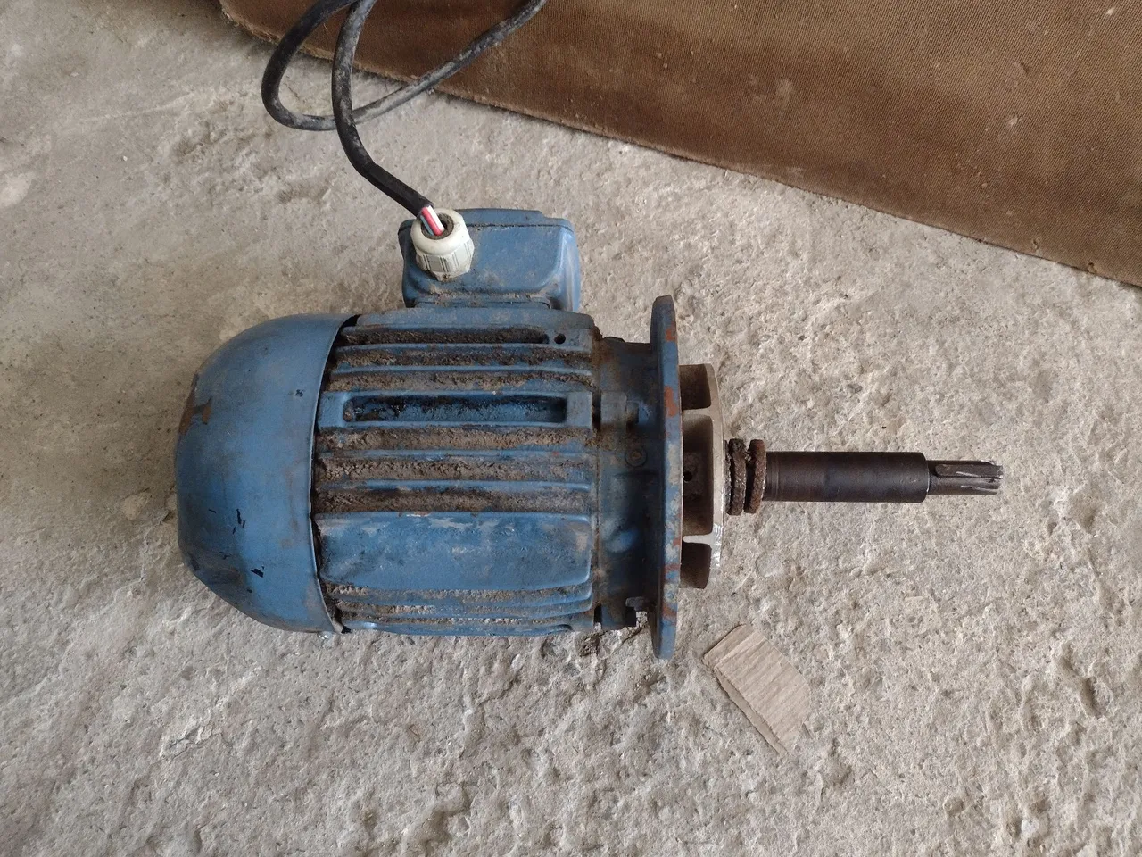Motor Elétrico Weg 1 cv para Máquinas Industriais