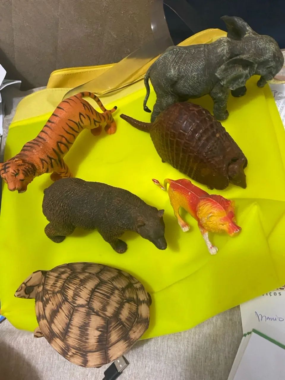 Kit de Animais de Brinquedo