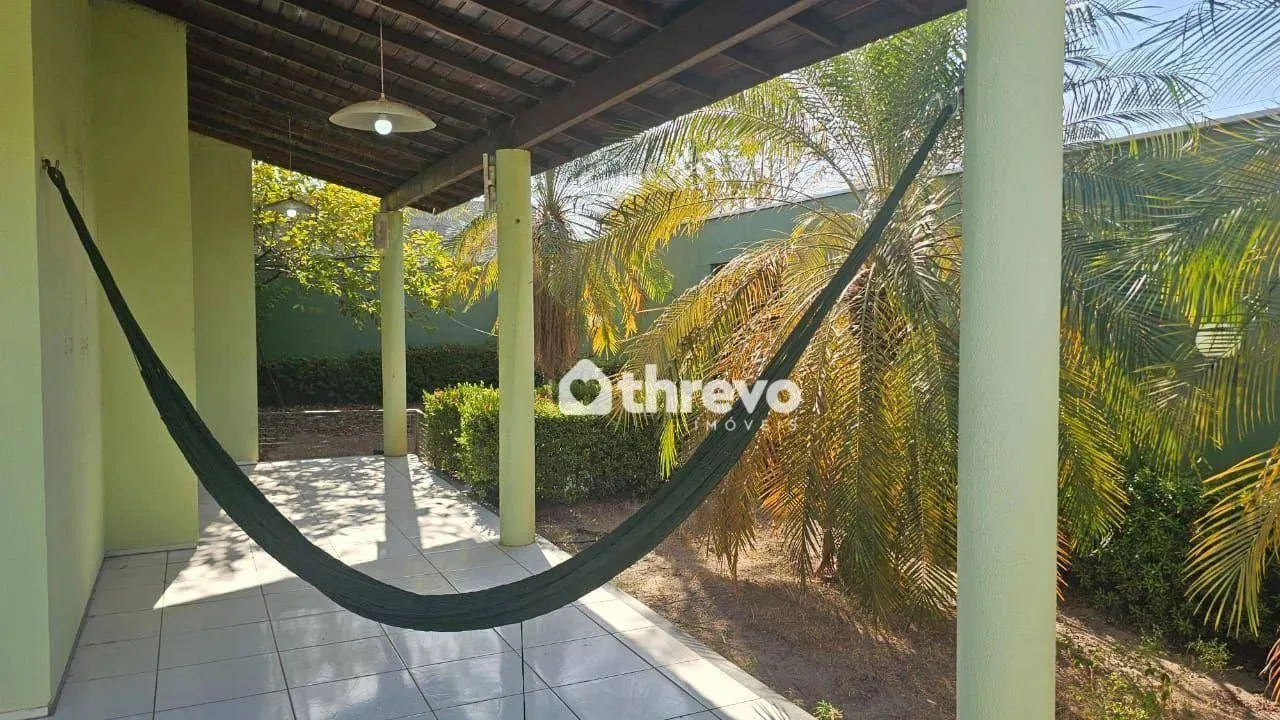 Casa com 3 dormitórios para alugar, 236 m² por R$ 9.000,00/mês - Santa Isabel - Teresina/P