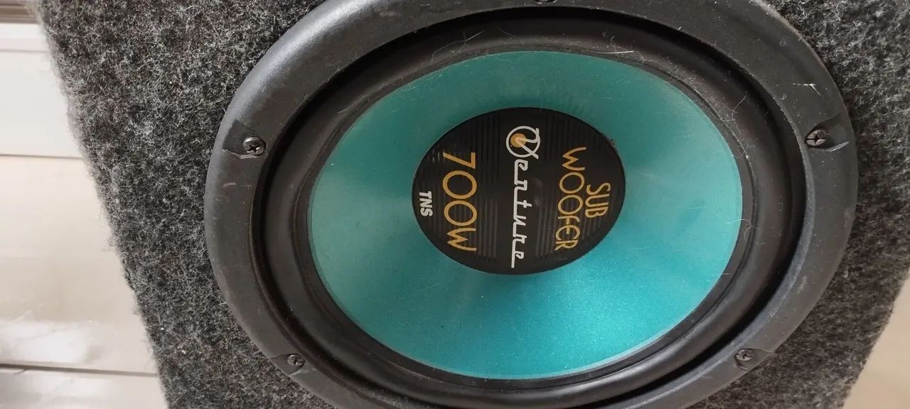 Caixa de som Venture com 2 subwofer 700 w + corneta grátis 