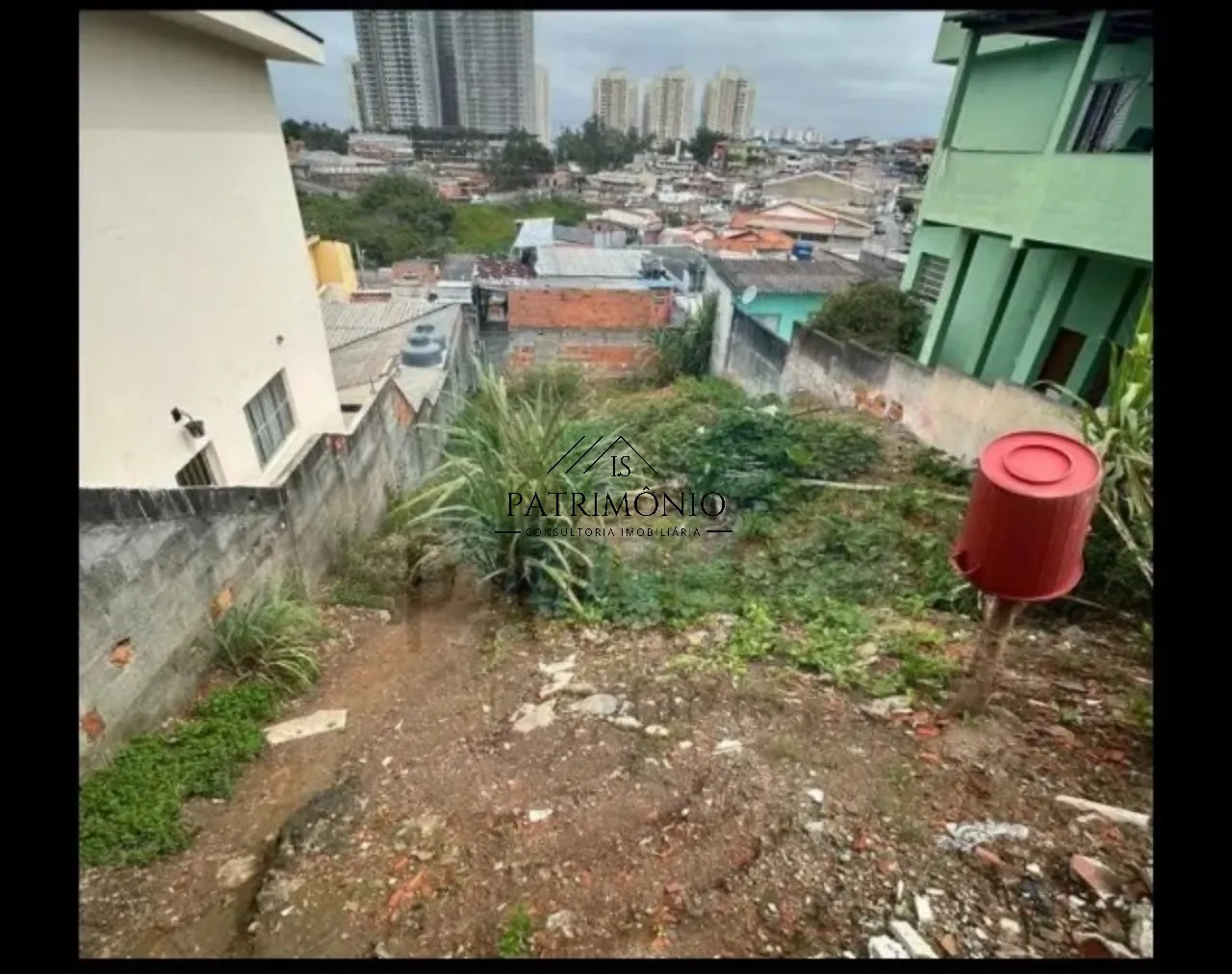 Terreno a venda, 250m² á venda por 420.000,00. Jd. Esperança, Barueri - SP