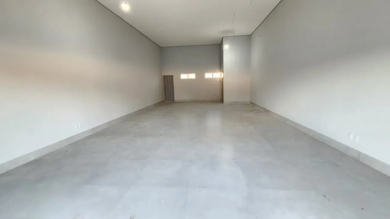 Alugo salão comercial com 86m² no bairro Morada do Ouro - Cuiabá/MT