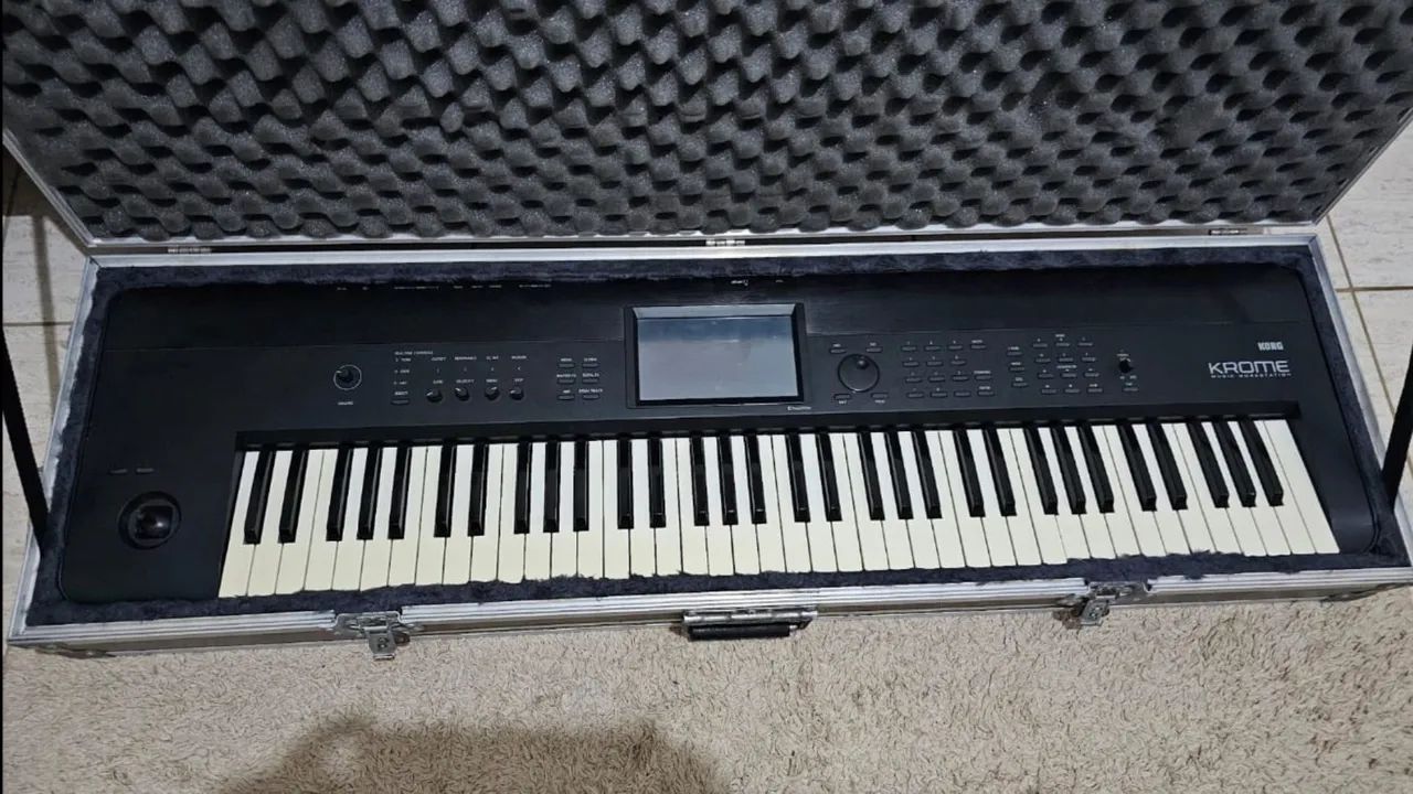 Teclado korg krome 73 - Foto 3