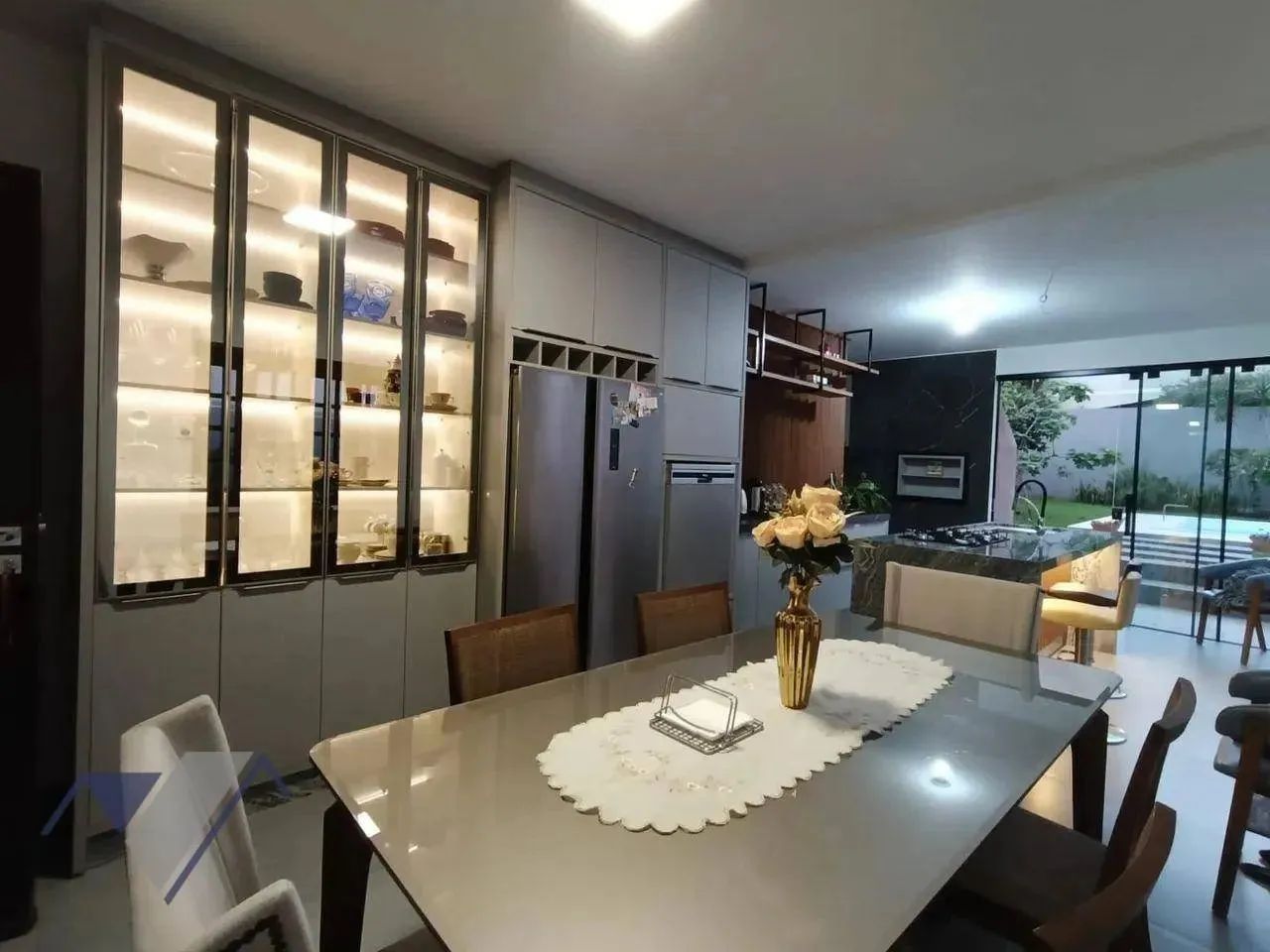 Casa com 3 dormitórios para alugar, 163 m² por R$ 8.000,00/mês - Coqueiral - Cascavel/PR - Foto 4