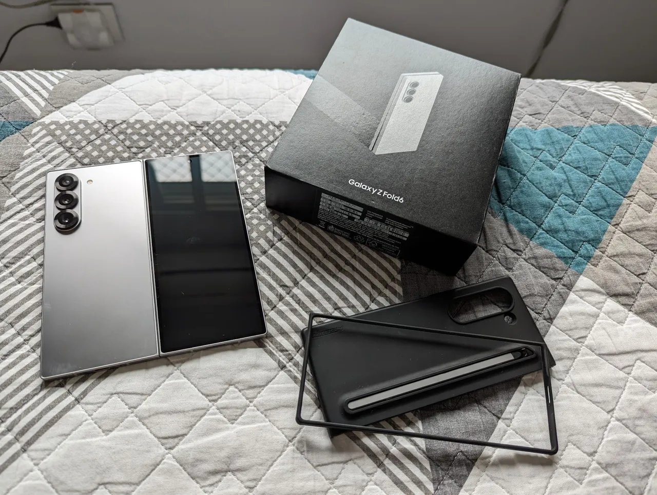 Smartphone Samsung Galaxy Z Fold 6 - 512/20 - Completo - Parcelo