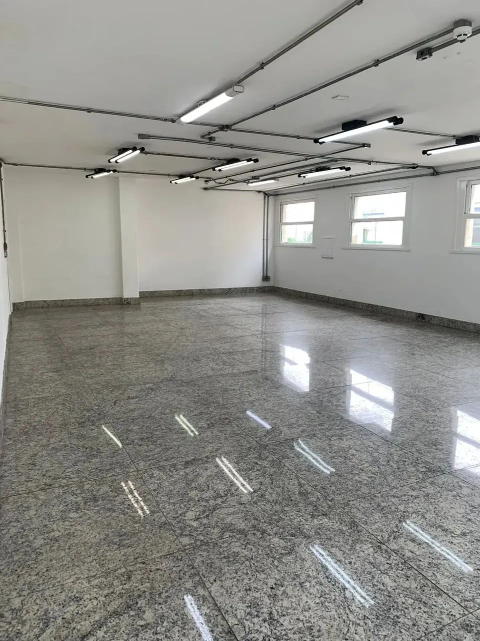 Sala/Conjunto para aluguel possui 1000 metros quadrados em Centro - Belo Horizonte - Minas - Foto 4