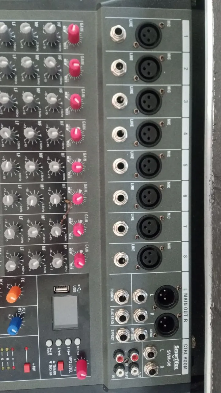 Mesa de Som 8 Canais SmartVox SVM-08