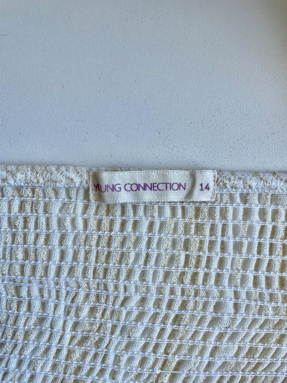 Blusa tam 16 cropped bege Young Connection - Foto 5