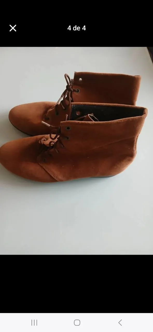 Botas de camurça marrom