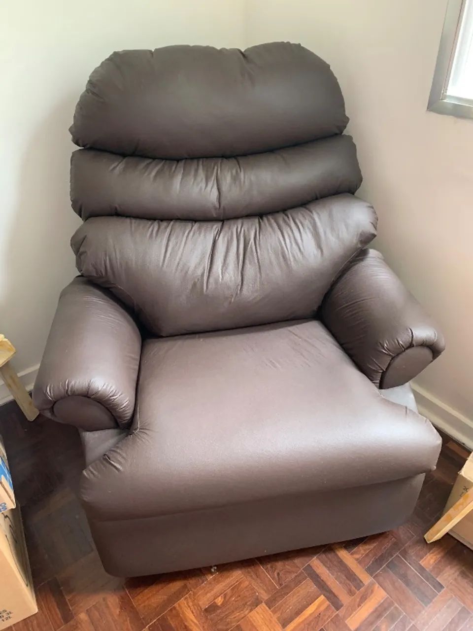 Poltrona reclinável