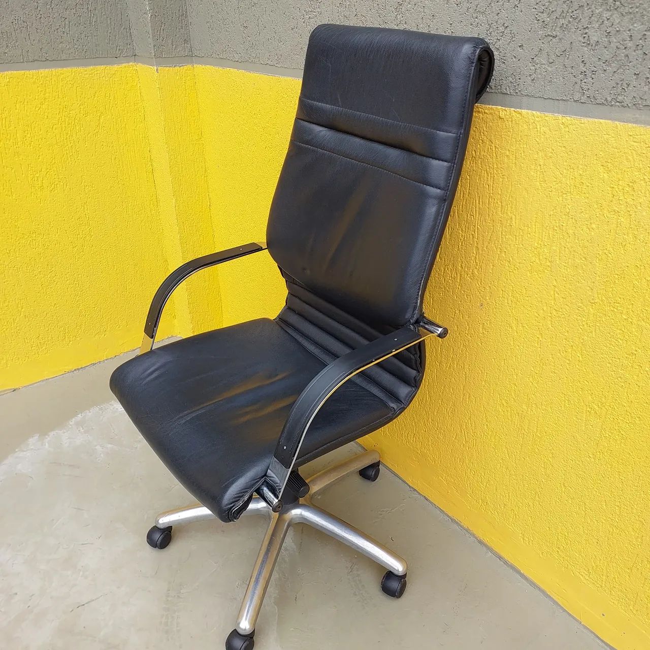 Cadeira escritorio presidente  - Foto 5