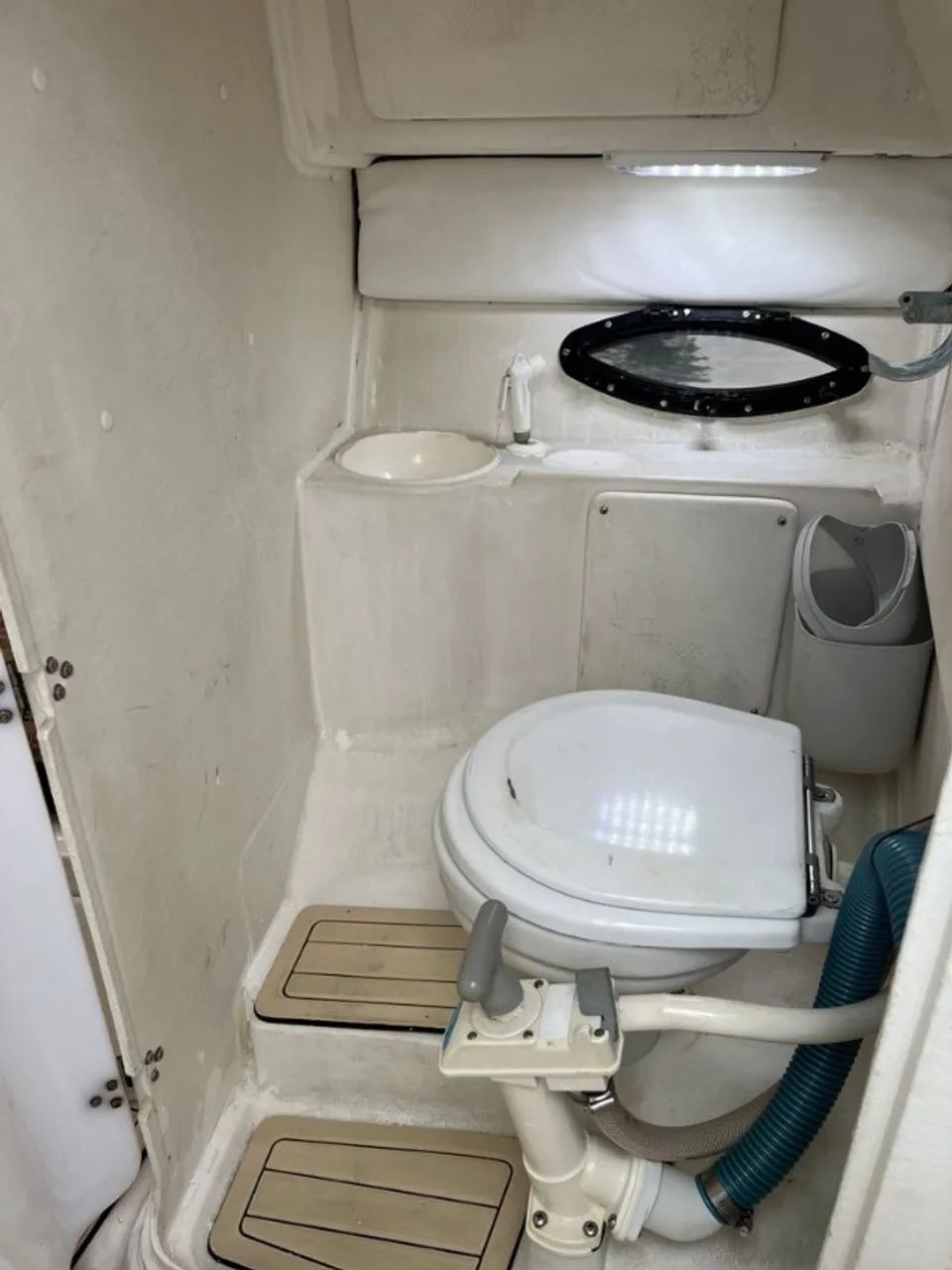 lancha phanton 24 pes cabinada yamaha 225hp excelente conservação  - Foto 12