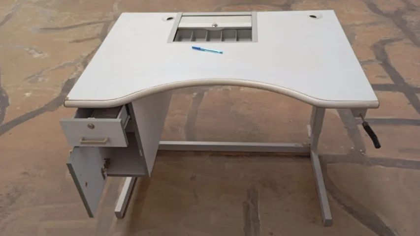 Mesa caixa de banco com Regulagem de Altura  - Foto 5
