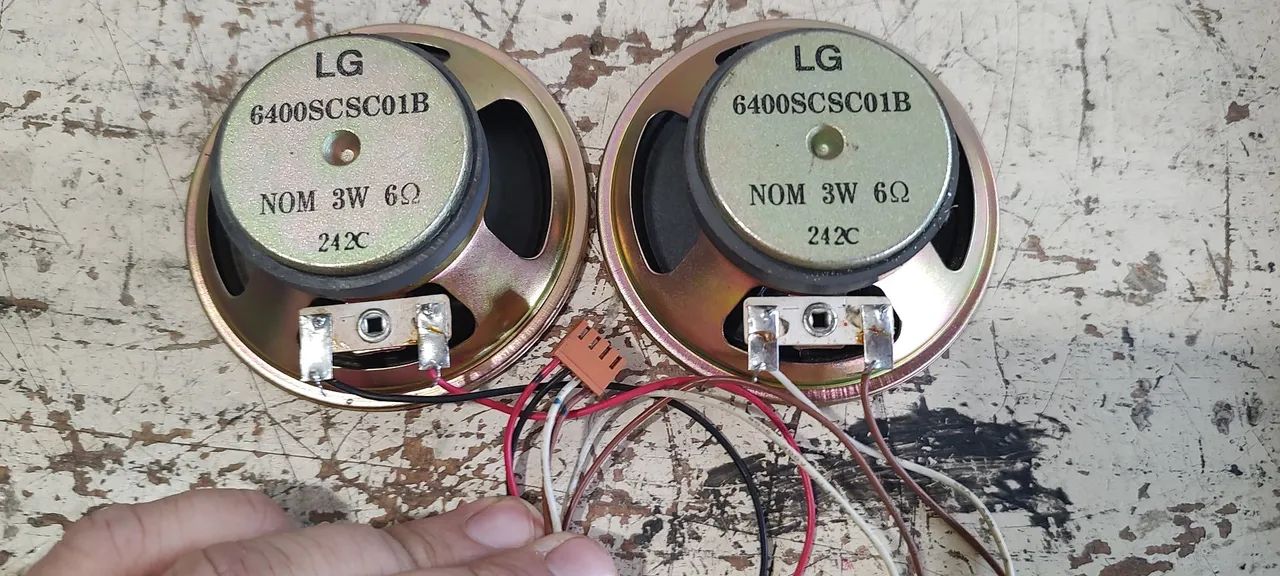 Par auto falante pra rádio vintege 3 polegadas 6-ohms 3 whats veja - Foto 2