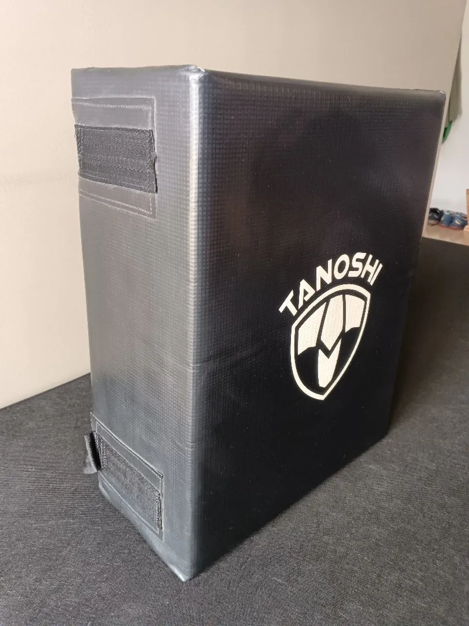 Colchonete de chute Tanoshi para Treino de Artes Marciais Tamanho grande.