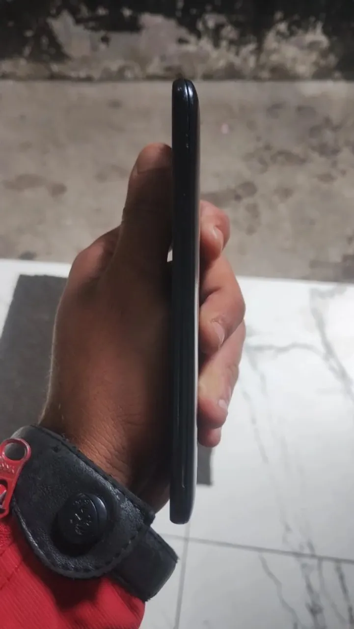 Celular quebra galho