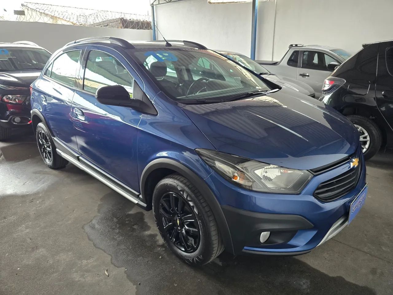 GM /  Onix 1.4 Activ (Automático) 