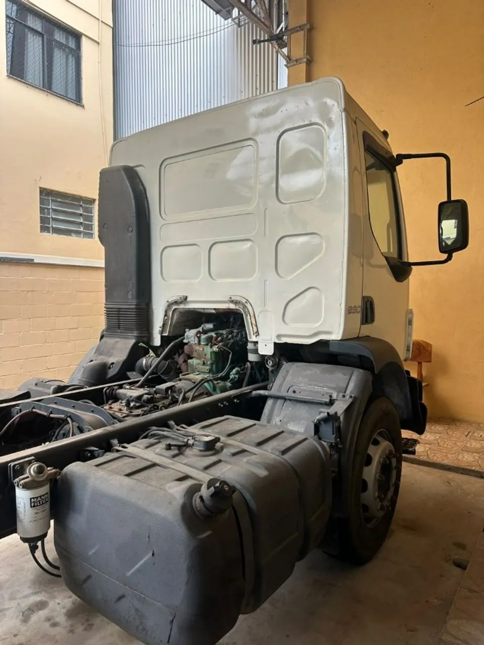 Volvo VM 260 6x4 2011 - Foto 4