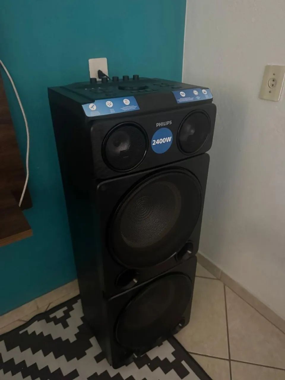Caixa de som amplificada Philips