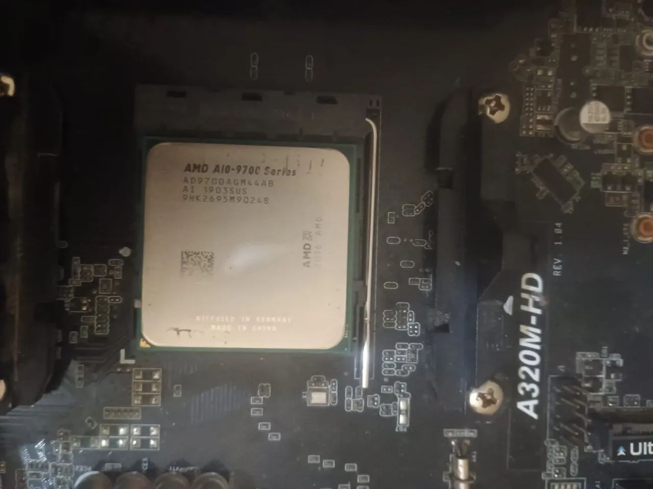 Vendo processador  (aceito troca em algo do meu interesse) - Foto 2