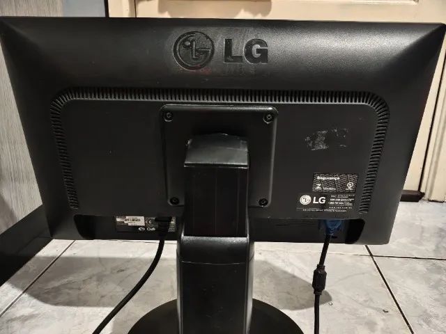 Monitor LG Flatron 20 Polegadas LED HD - Foto 5