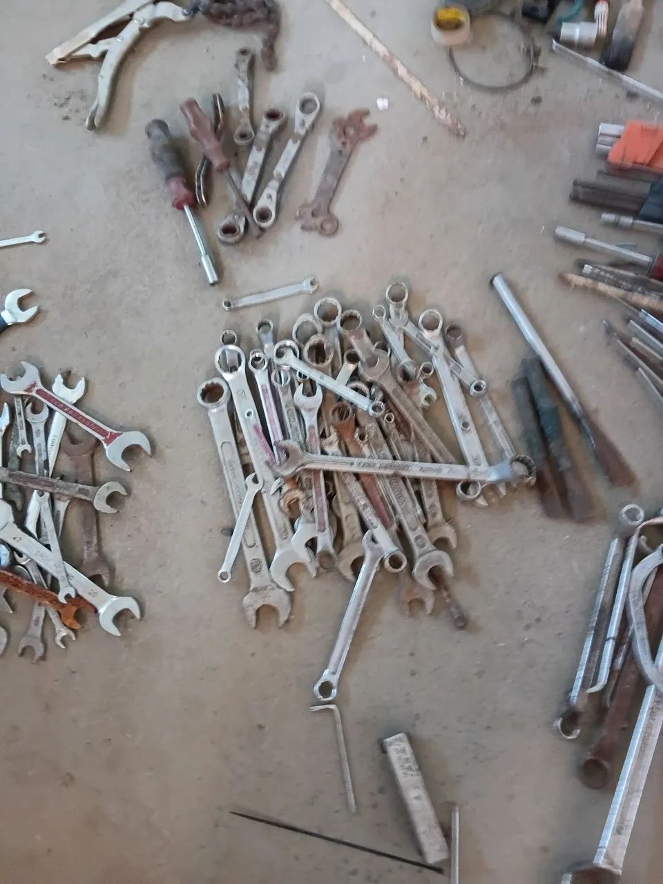 Caixa com ferramentas diversas  - Foto 2