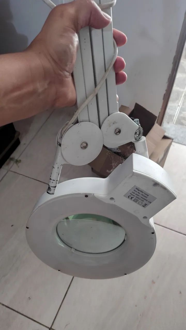 Lupa de mesa - Foto 2