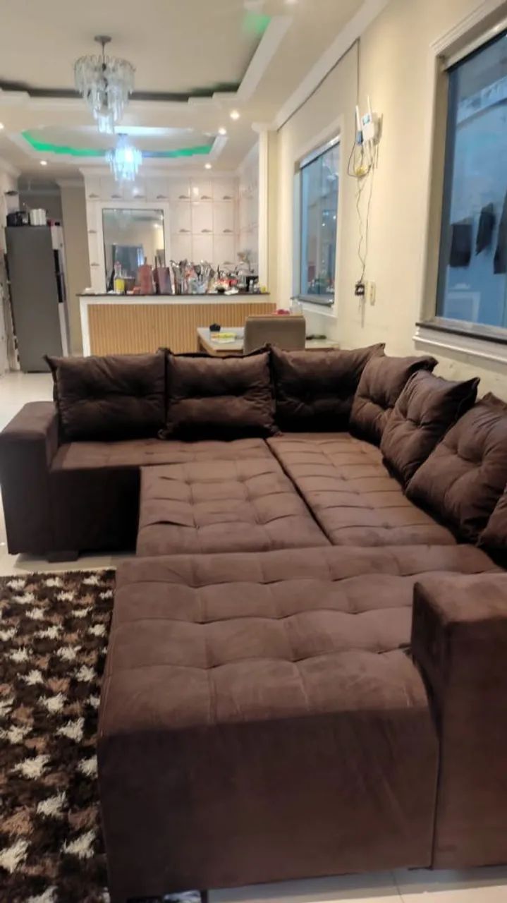 Sofá chaise Acompanha puff grande  - Foto 3