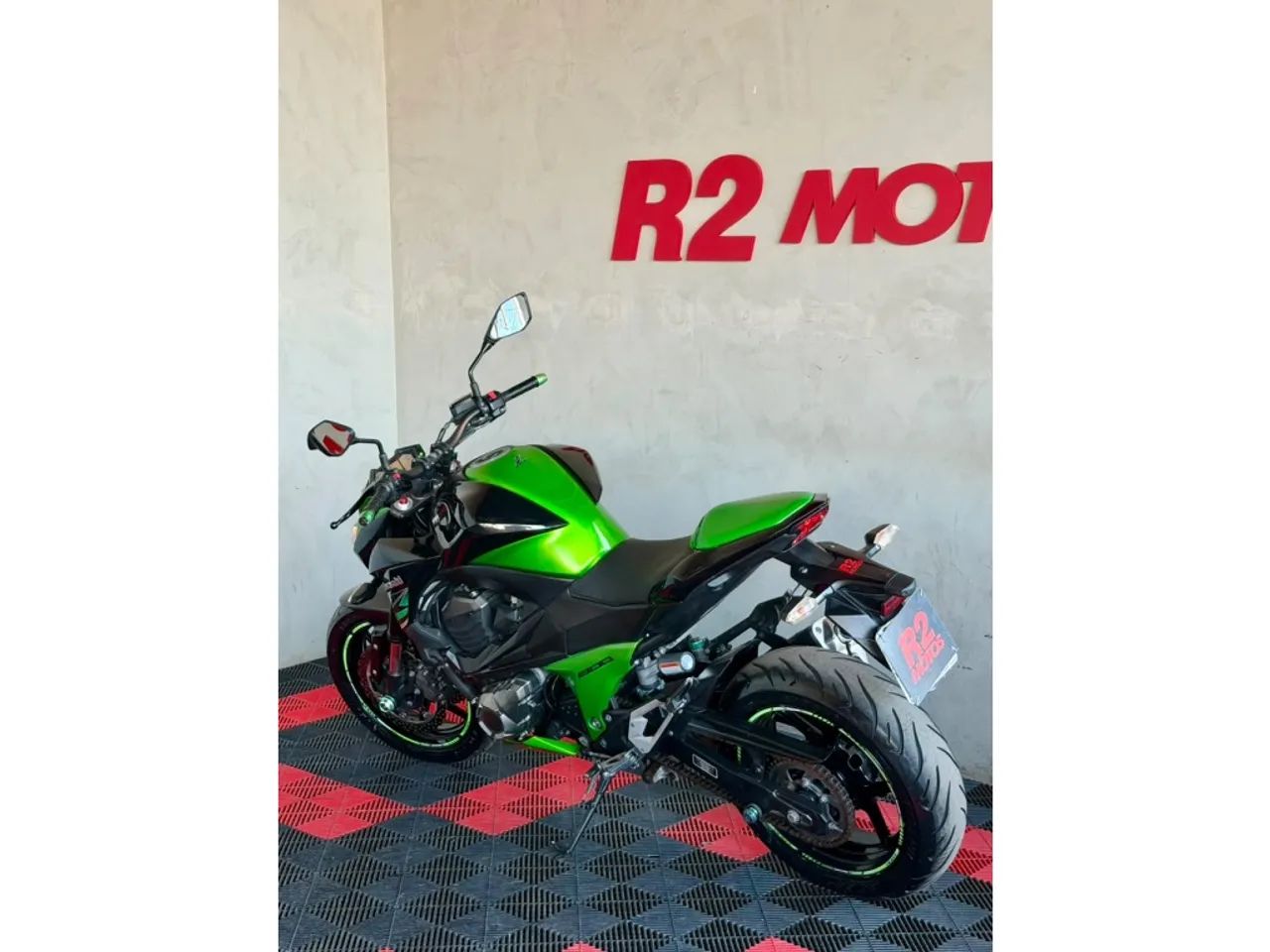 Kawasaki Z800 2014 - Foto 4
