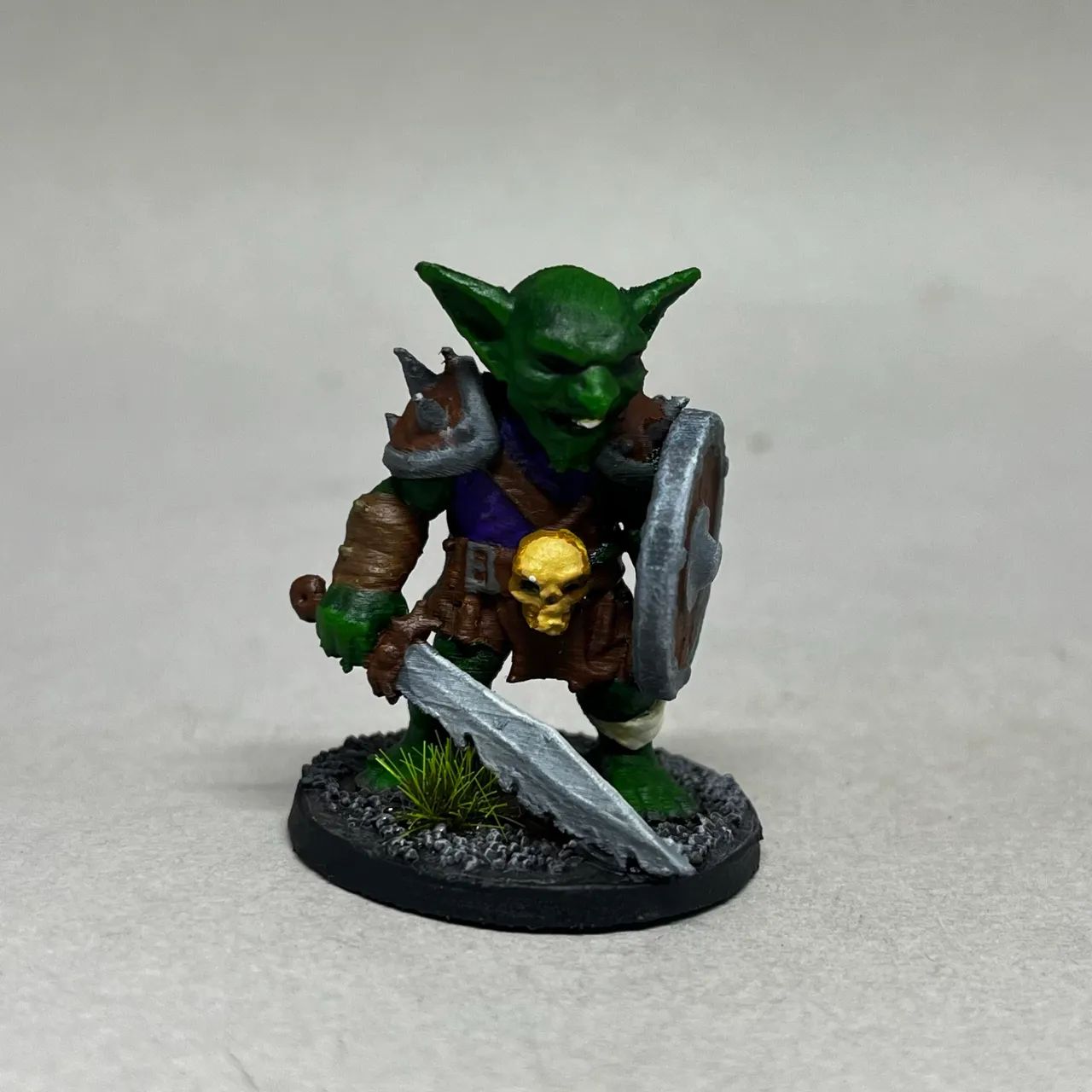 Kit 3 Miniaturas Goblins RPG de Ação Dungeons & Dragons - Foto 4