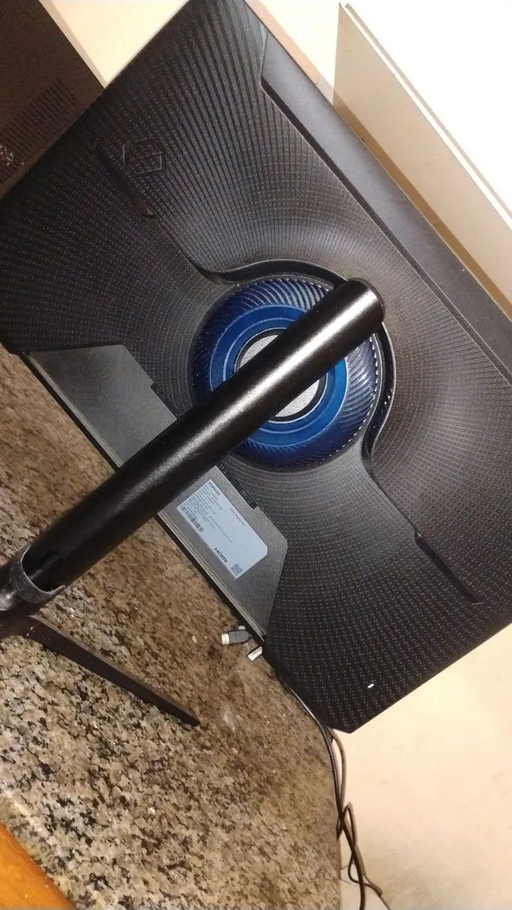 Monitor Samsung 27/ 144hz - Foto 3
