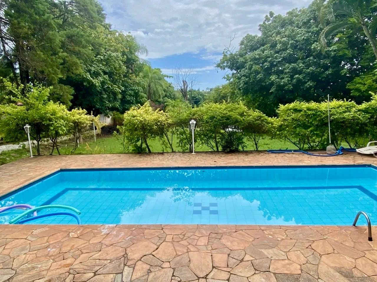 Vendo Chácara 4.129,25 m2 dentro da cidade