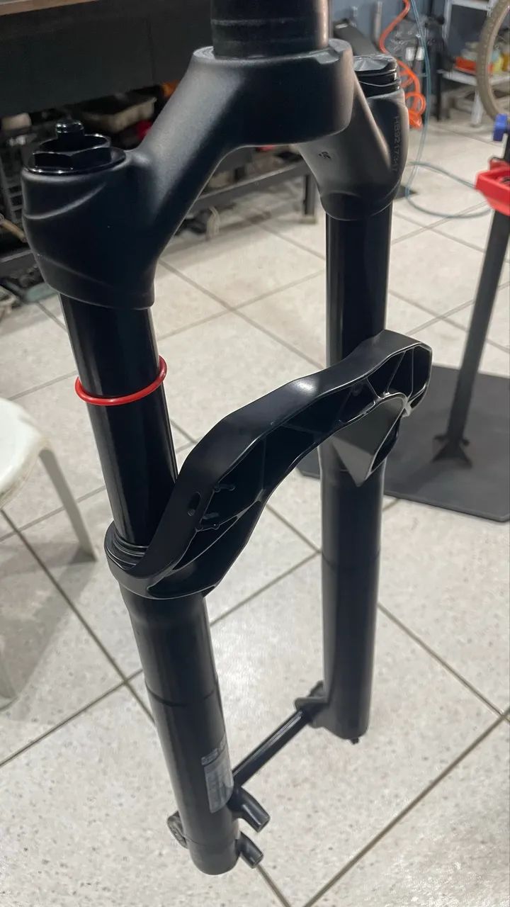 Suspensão Manitou Machete boost - Foto 4