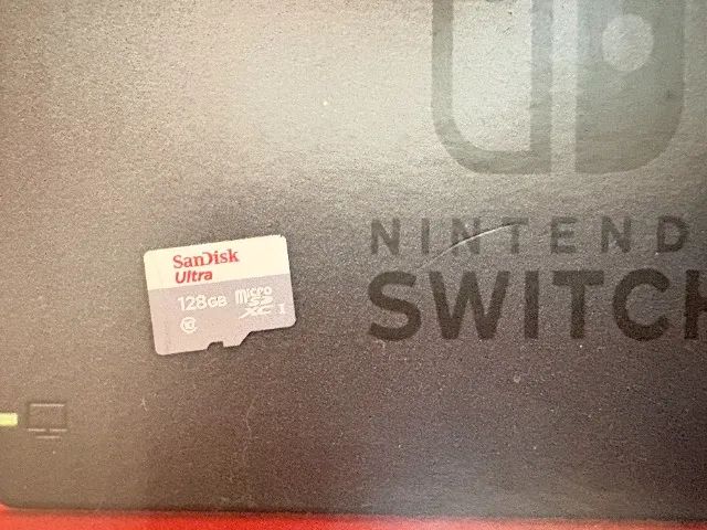 Nintendo Switch V2 + 4 Joy-cons + 2 Comfort Grips + microSD 128GB + Dock e Caixa - Foto 5