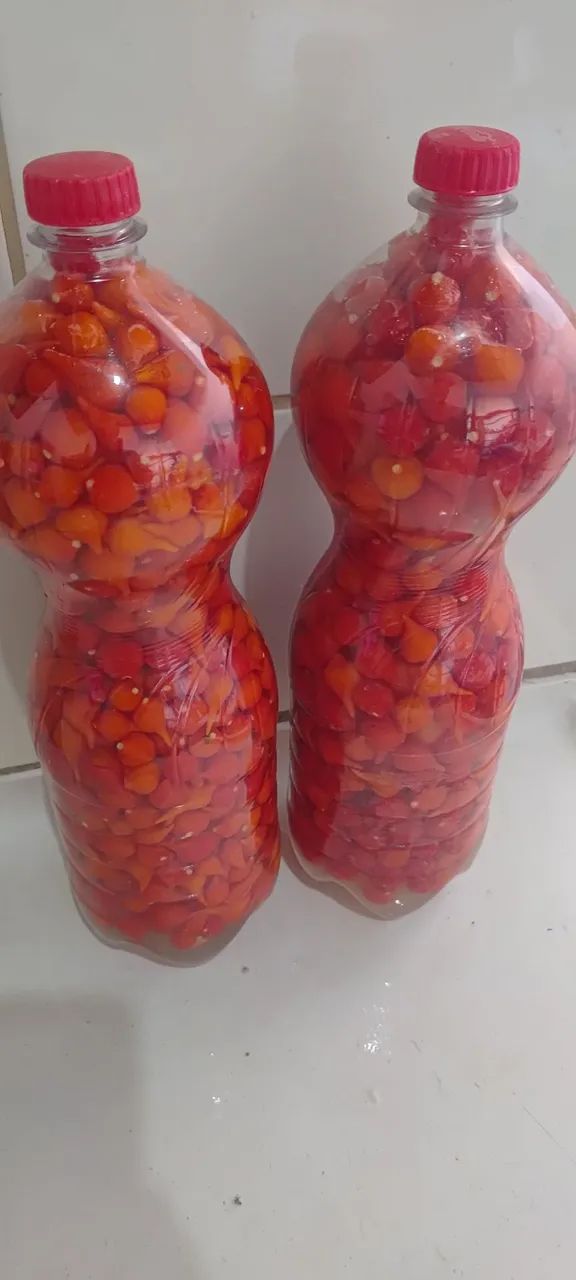 Pimenta biquinho e malagueta