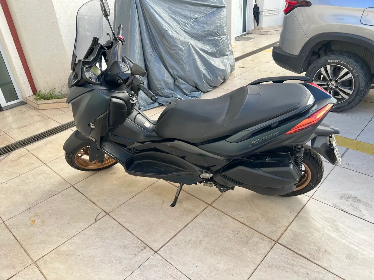 XMax 250 abs 