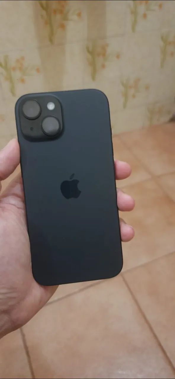 iPhone 15 black 128  - Foto 3