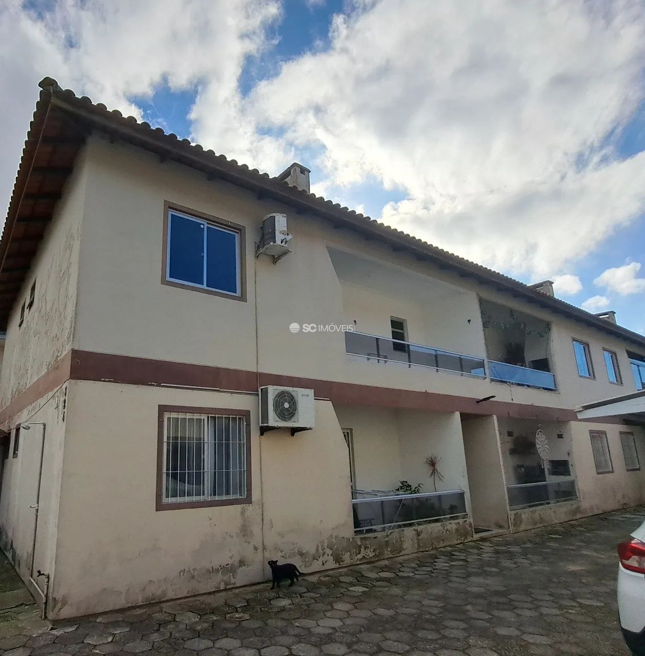 Apartamento 2 dormitórios com suíte
