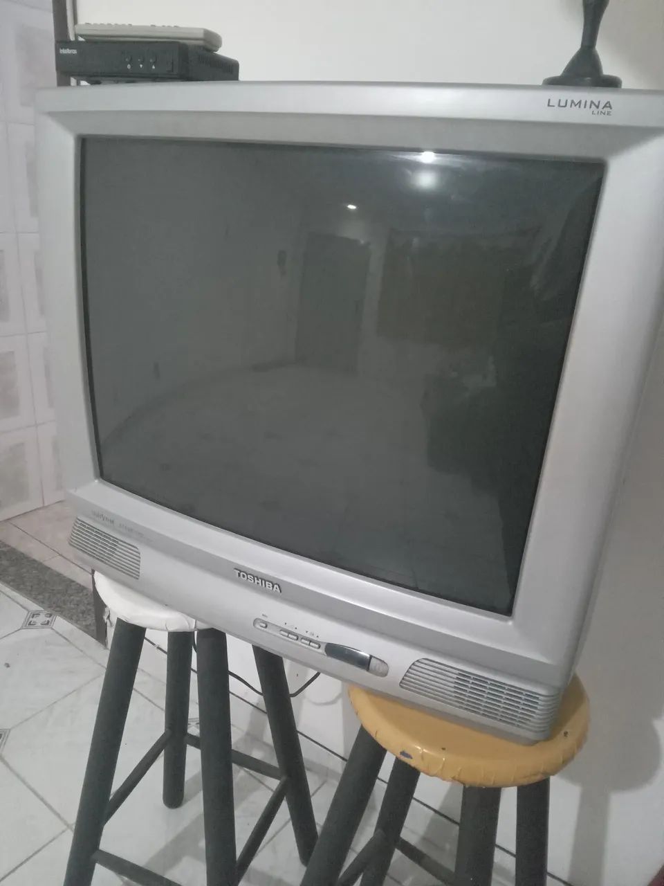 Tv tubo 29 polegadas Toshiba (Lumina) - Foto 2