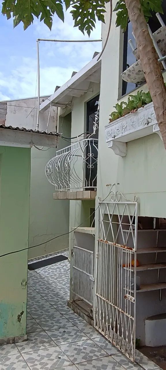 Propriedade contendo 2 casas 300m2 - Foto 2