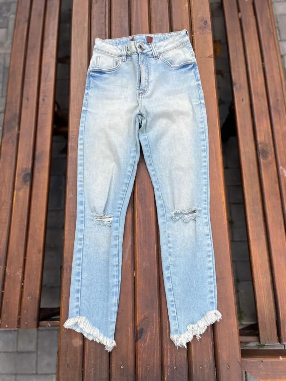 Calça jeans clara destroyed 36 